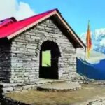 स्वयंभू बाबा ने उत्तराखंड झील के पास बनाया मंदिर, जांच के आदेश