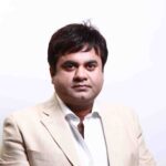 विधायक के दावे पर पूर्व मुख्यमंत्रियों की प्रतिक्रिया से उत्तराखंड में सियासी घमासान मच गया है