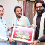 अभिनेता मोहन बाबू ने धामी से की मुलाकात, राज्य की फिल्म नीति की सराहना