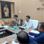 दून अतिक्रमण हटाने में ढिलाई बरतने पर डीएम ने विभागों को आड़े हाथों लिया