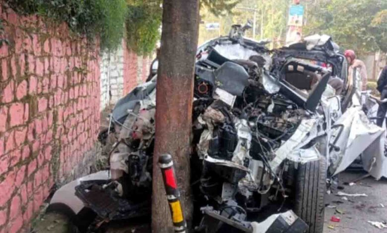 दून में दर्दनाक हादसे में छह युवाओं की जान चली गई