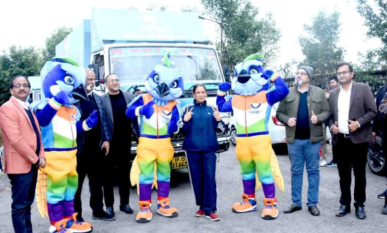 आर्य ने नेशनल गेम्स प्रमोशन टीम को हरी झंडी दिखाकर रवाना किया