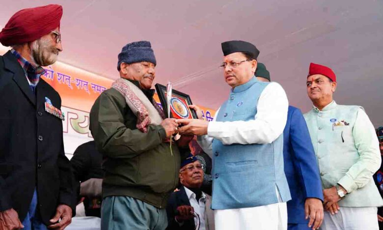 बांग्लादेश में हिंदुओं पर हो रहे अत्याचार पर सीएम धामी ने जताई चिंता