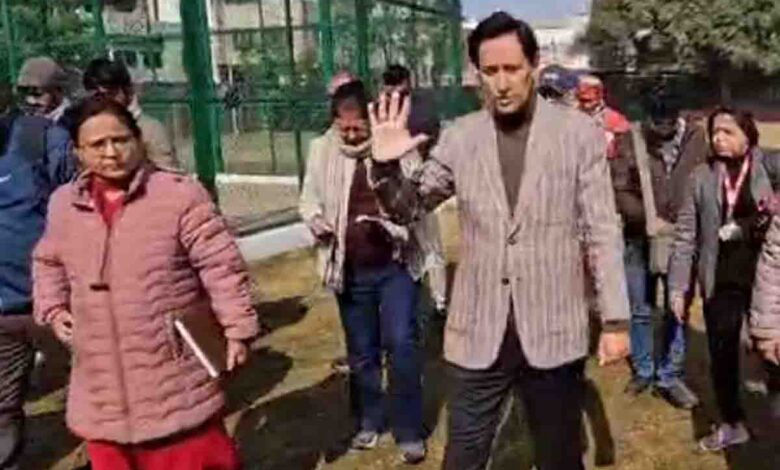 केसी ने खेल स्टेडियमों को 20 जनवरी तक पूरा करने का आदेश दिया