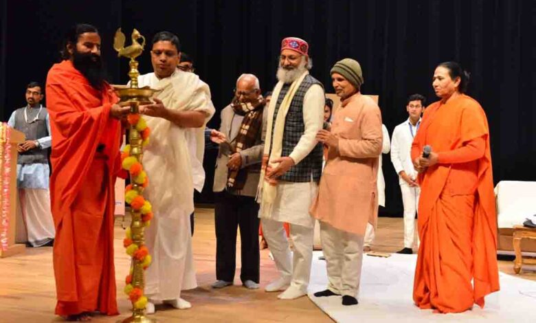 धर्मग्रंथों के संरक्षण से होगा सनातन का प्रसार: स्वामी रामदेव