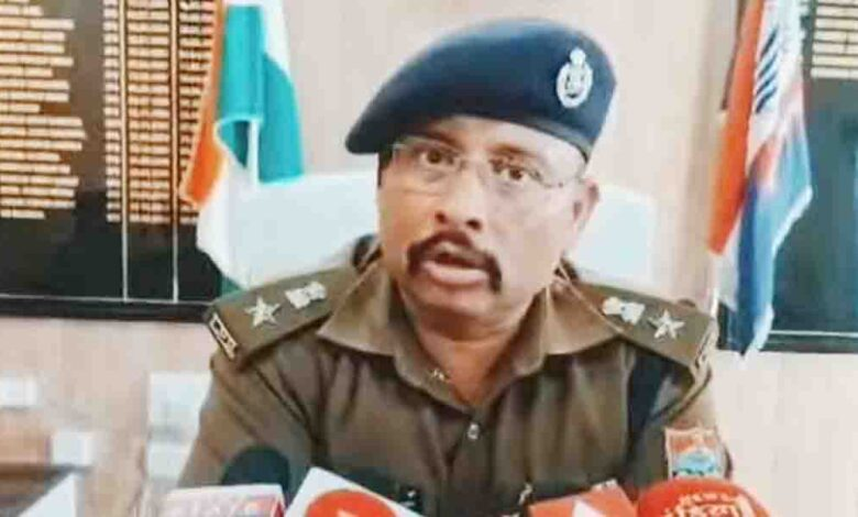 अल्मोड़ा में पुलिस ने 140 किलोग्राम गांजा के साथ तीन लोगों को गिरफ्तार