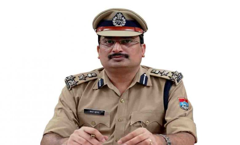 आईपीएस केवल खुराना का 47 साल की उम्र में निधन हो गया