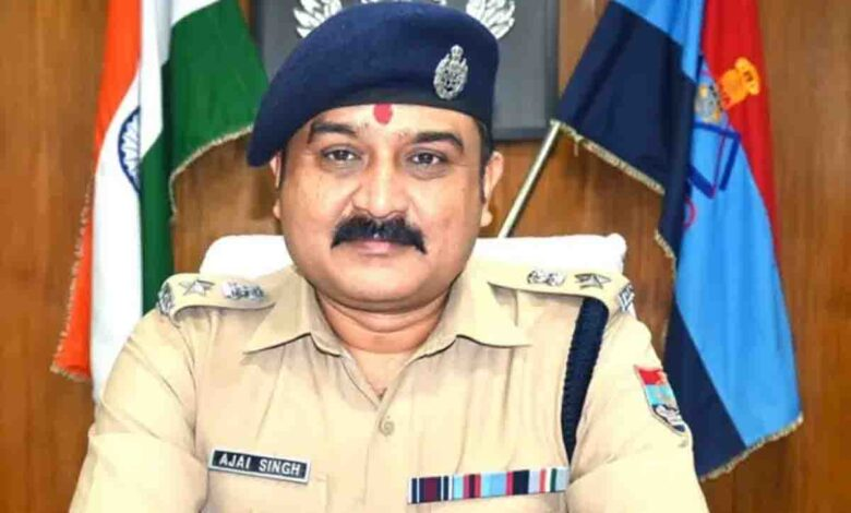 बुलेट शोरूम लूट का आरोपी पकड़ा गया