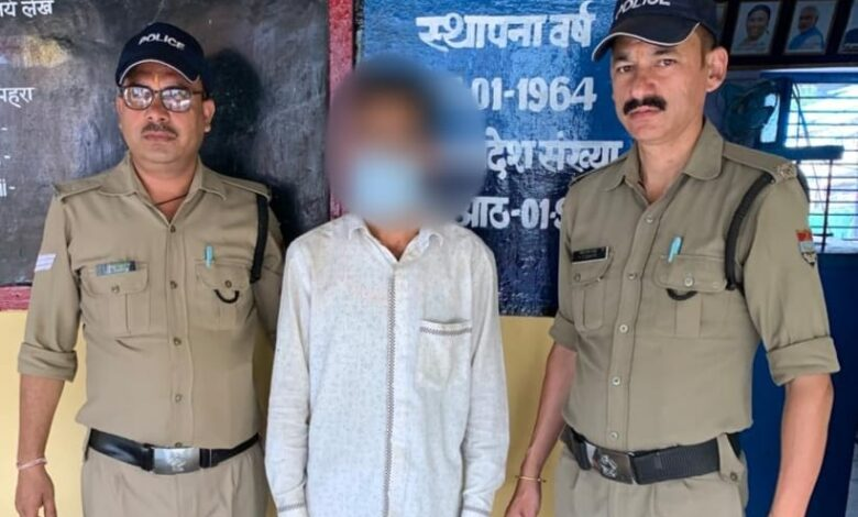 तस्कर गिरफ्तार, अवैध विदेशी शराब जब्त