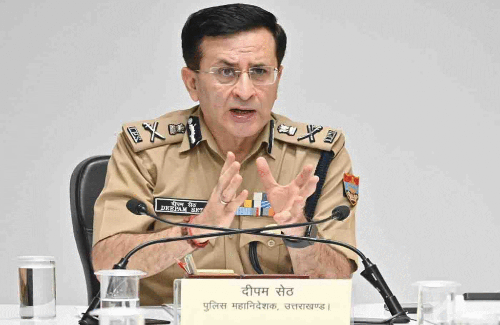 डीजीपी ने जनशक्ति और ड्यूटी के दबाव के बीच जांच मानकों की समीक्षा की