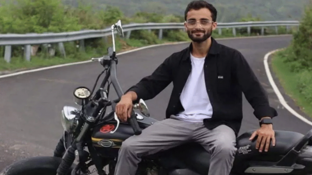 चुनाव ड्यूटी पर जा रहे संविदा कर्मी की बाइक हादसे में दुखद निधन