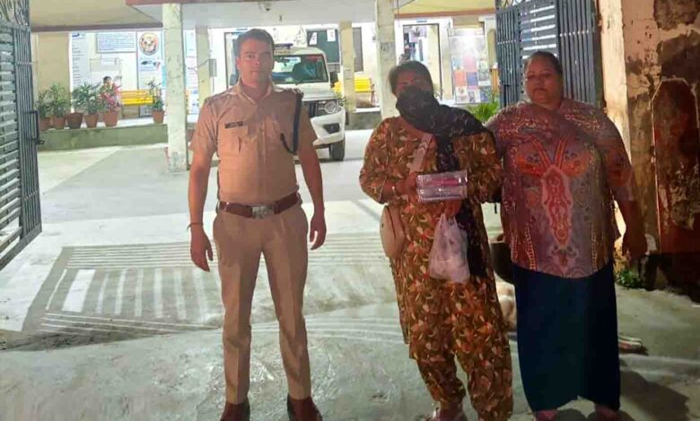 एसटीएफ ने देहरादून की महिला से 40 लाख रुपये ठगने के आरोप में पंजाब की महिला को गिरफ्तार किया