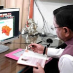 सीएम ने अधिकारियों से कहा— आने वाले दिनों में चौबीसों घंटे सतर्क रहें