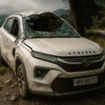 संभल एसडीएम और पत्नी कार हादसे में घायल, गाड़ी पलटी