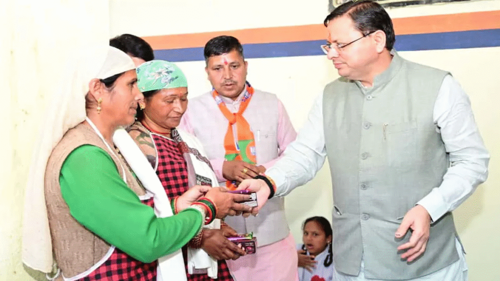 सीएम धामी ने 115 करोड़ की योजनाओं का लोकार्पण किया, स्वदेशी पर जोर