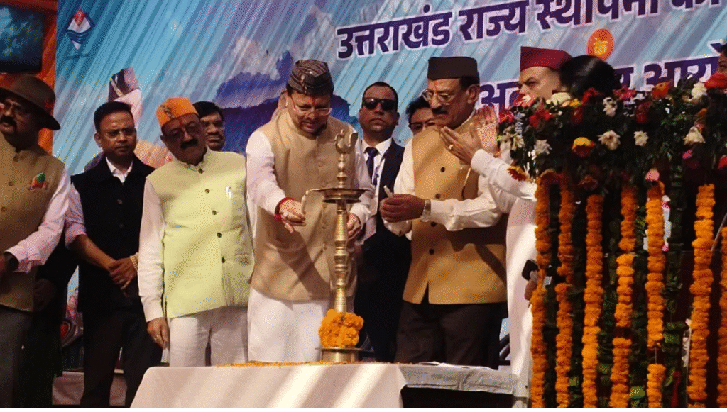 रामनगर में सीएम धामी ने किया ‘जन वन महोत्सव’ का भव्य उद्घाटन