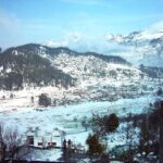 ऊंचाई वाले क्षेत्रों में जमकर बर्फबारी, मैदानी इलाकों में हल्की बारिश