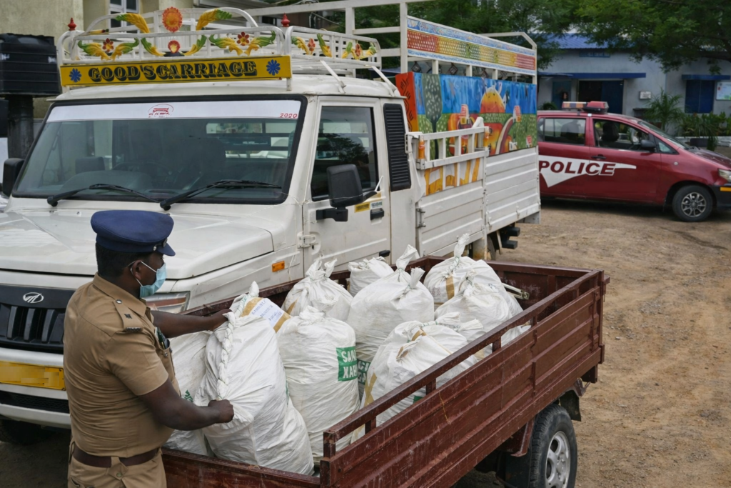 18 किलो गांजा