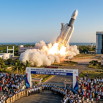 भारत में ISRO: इतिहास, प्रमुख परियोजनाएँ, आगामी मिशन और युवाओं के लिए करियर अवसर